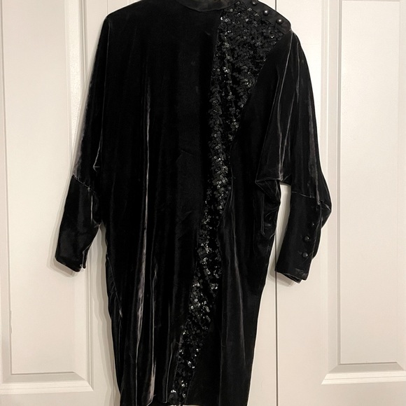 Debora Kuchme bat sleeve black velvet vintage dress with sequins - Picture 2 of 8
